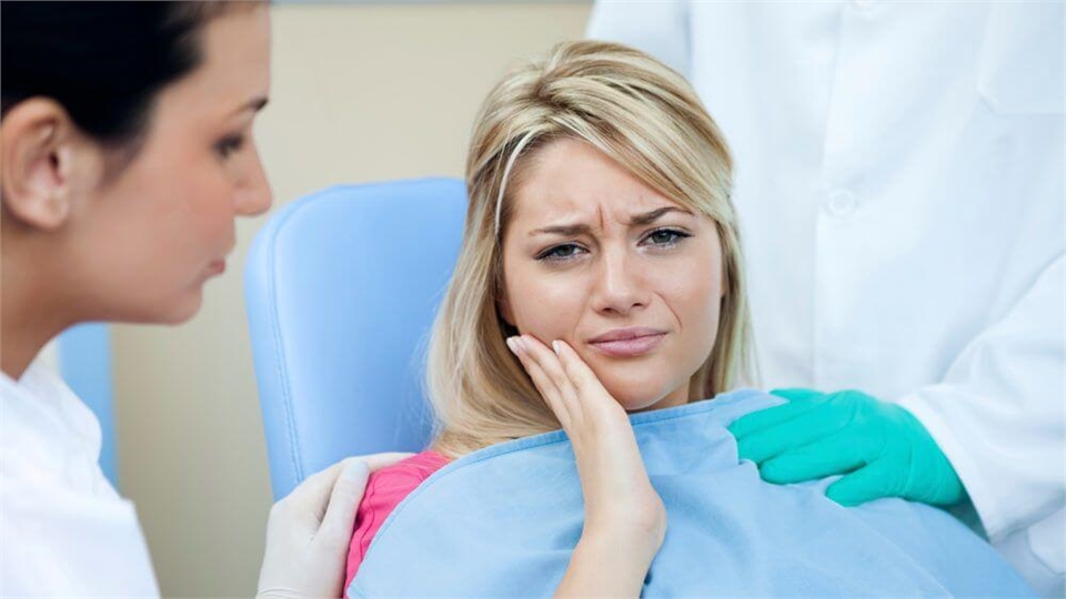 Where to book emergency dental appointment